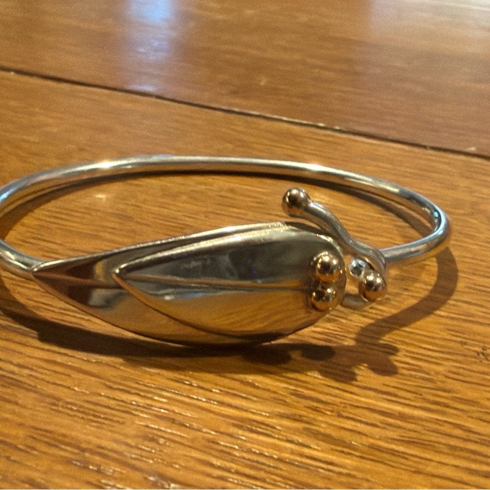 🍃 Eden Hand Arts Willow Leaf Bracelet – Sterling Silver & Gold Accents